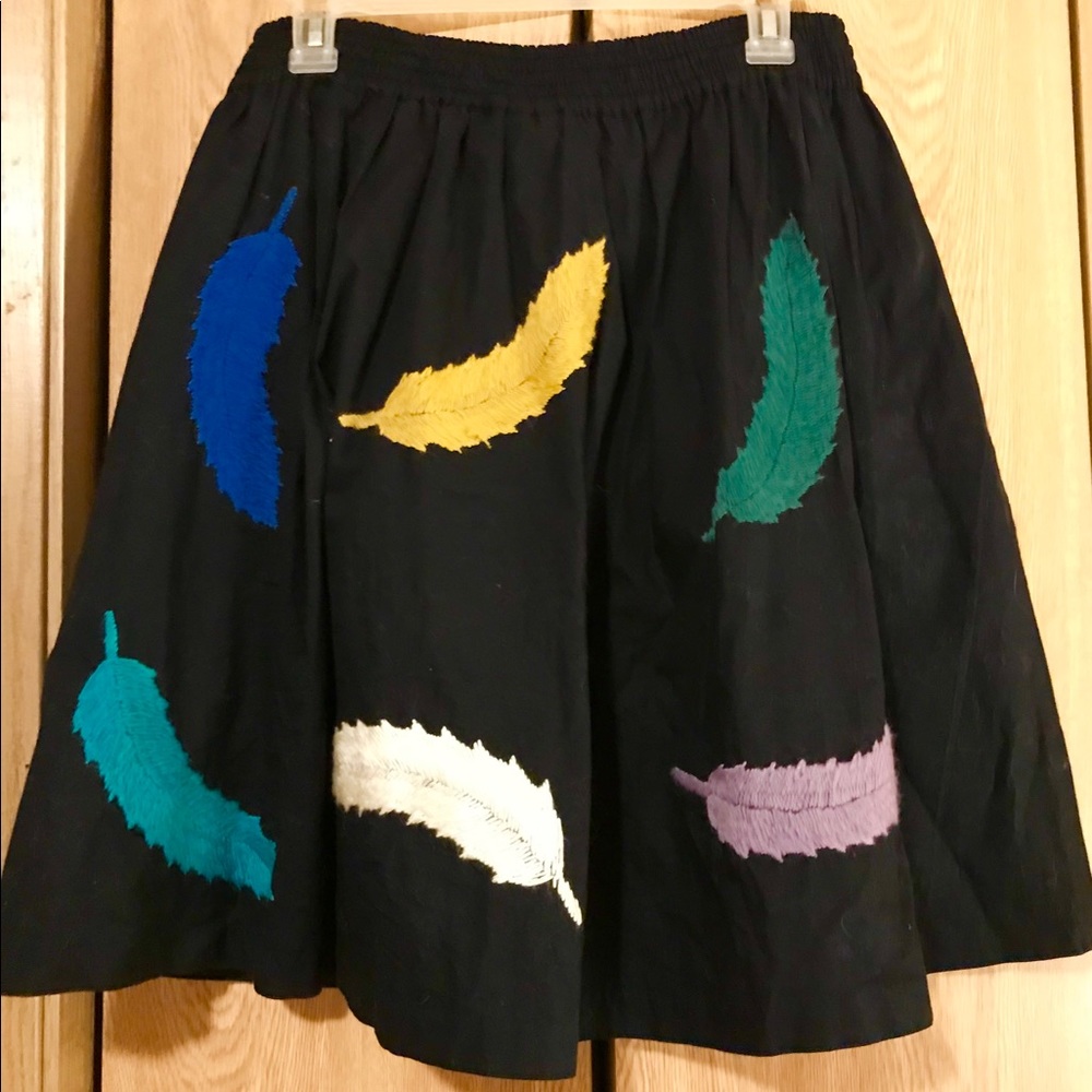 Anthropologie Feather Skirt With Pockets!